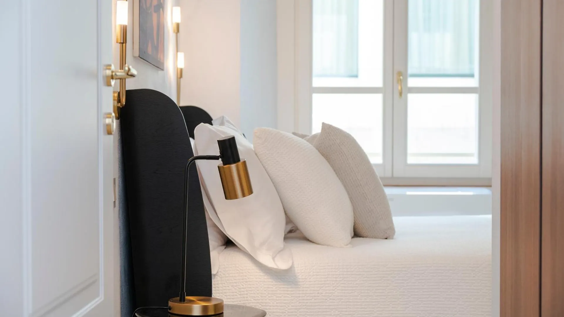 Гостевой дом Palazzo Garibaldi Parma Luxury Rooms & Suites Италия