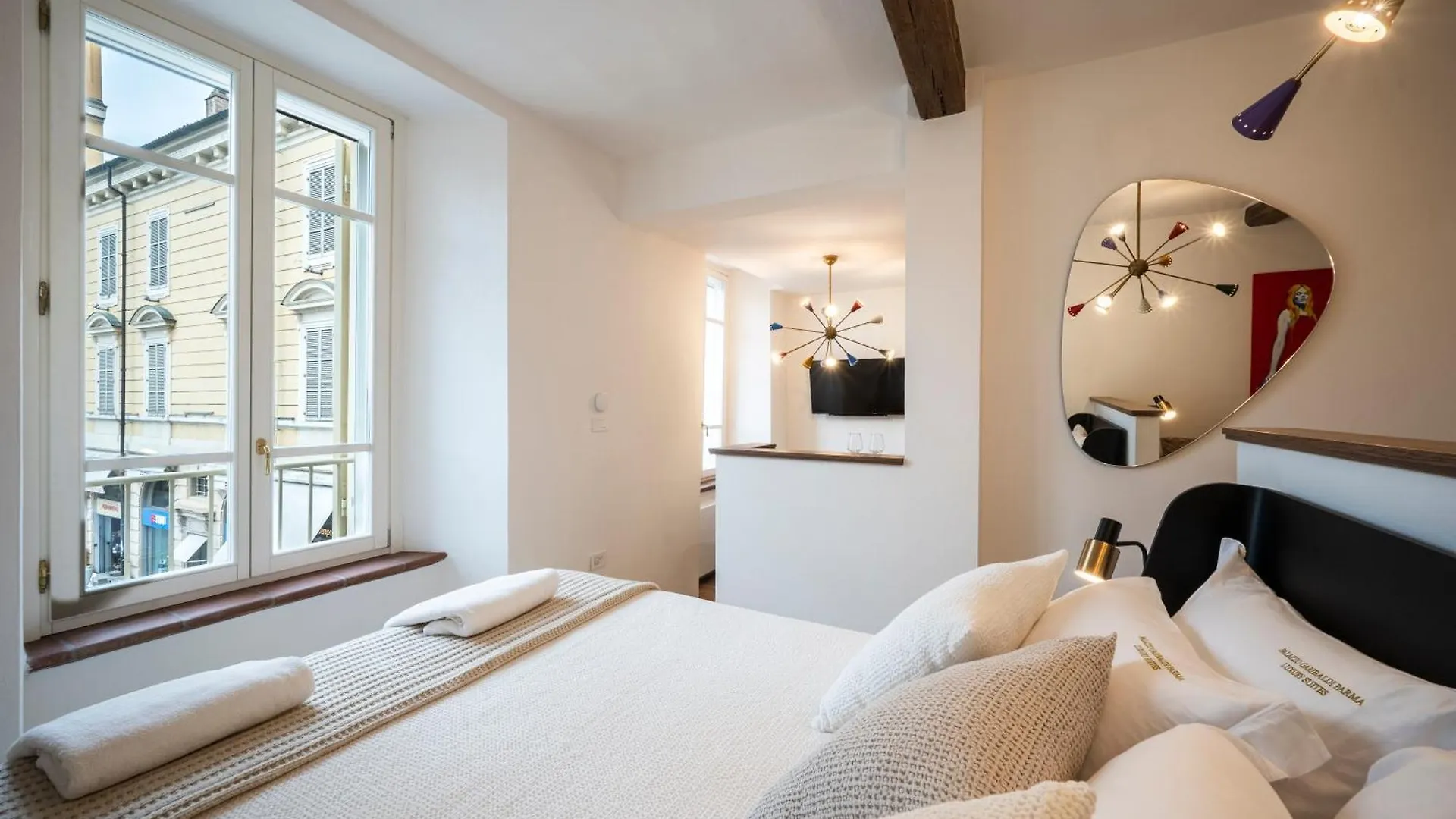Гостевой дом Palazzo Garibaldi Parma Luxury Rooms & Suites Италия